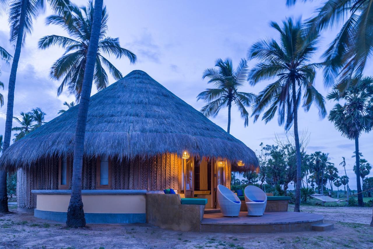 Jetwing Surf & Safari, A Luxury Reserve Аругам Экстерьер фото